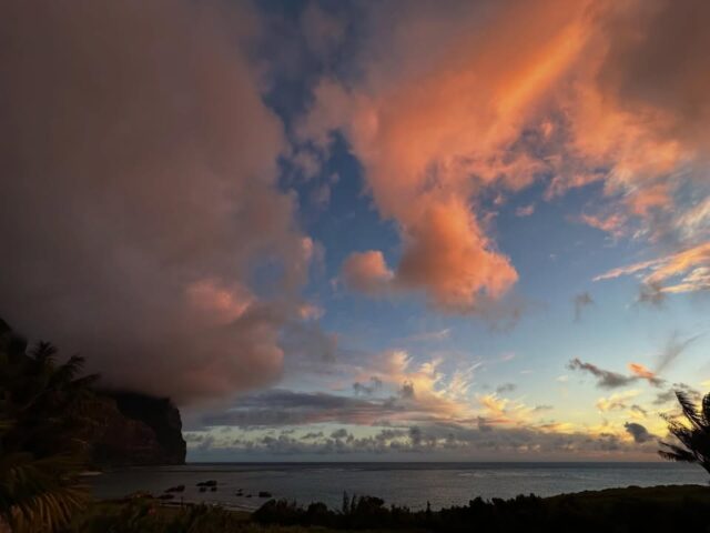 A lovely autumn sunset lights the mountain clouds pink #lordhoweisland #clouds #sunset #atmosphere