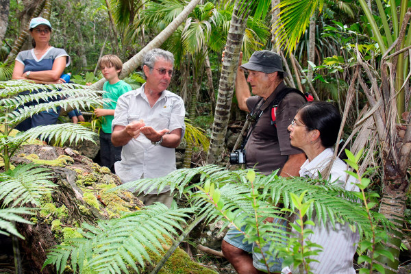 The half day botany tour to Transit Hill for in depth look at the Island’s flora